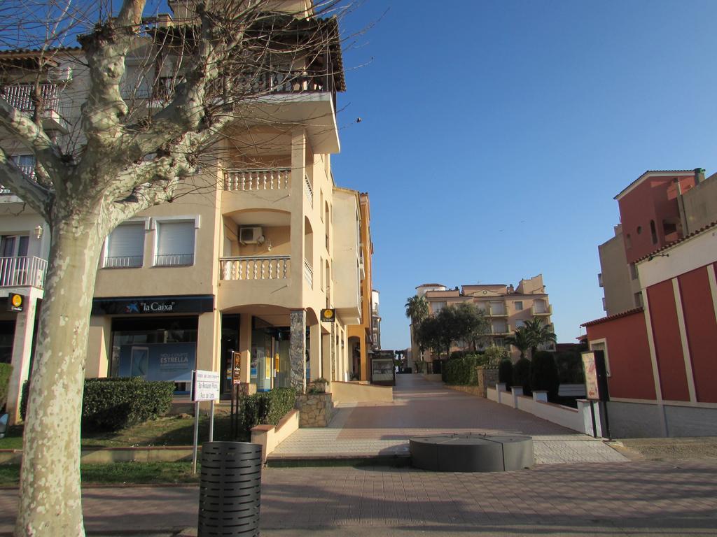 Maxima'S Apartment Castello  D'Empuries Exterior photo